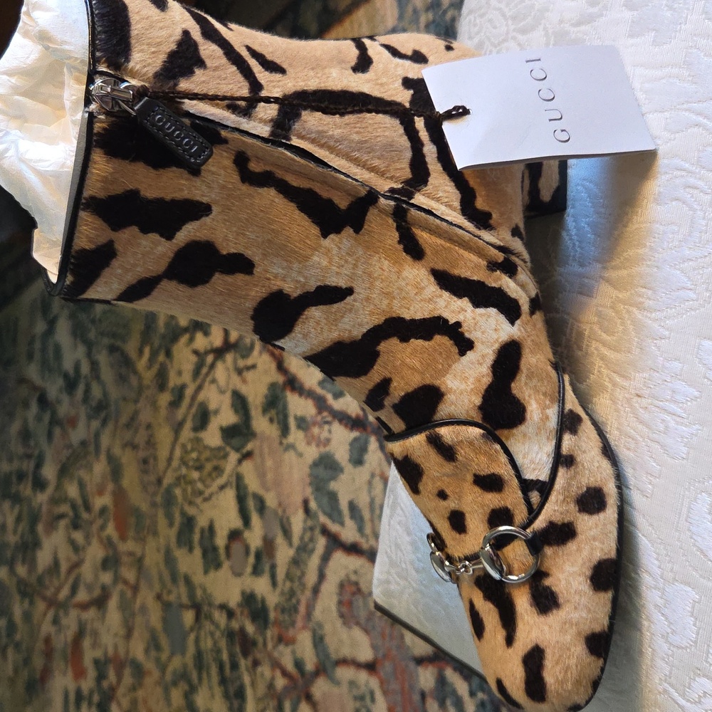Authentic GUCCI NIB W/TAGS/DUST BAG Rare Horsebit Low Heel Ankle Boots